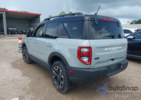 2022 Ford Bronco Sport Outer Banks z USA, uszkodzony, nr VIN 3FMCR9C6XNRE01128